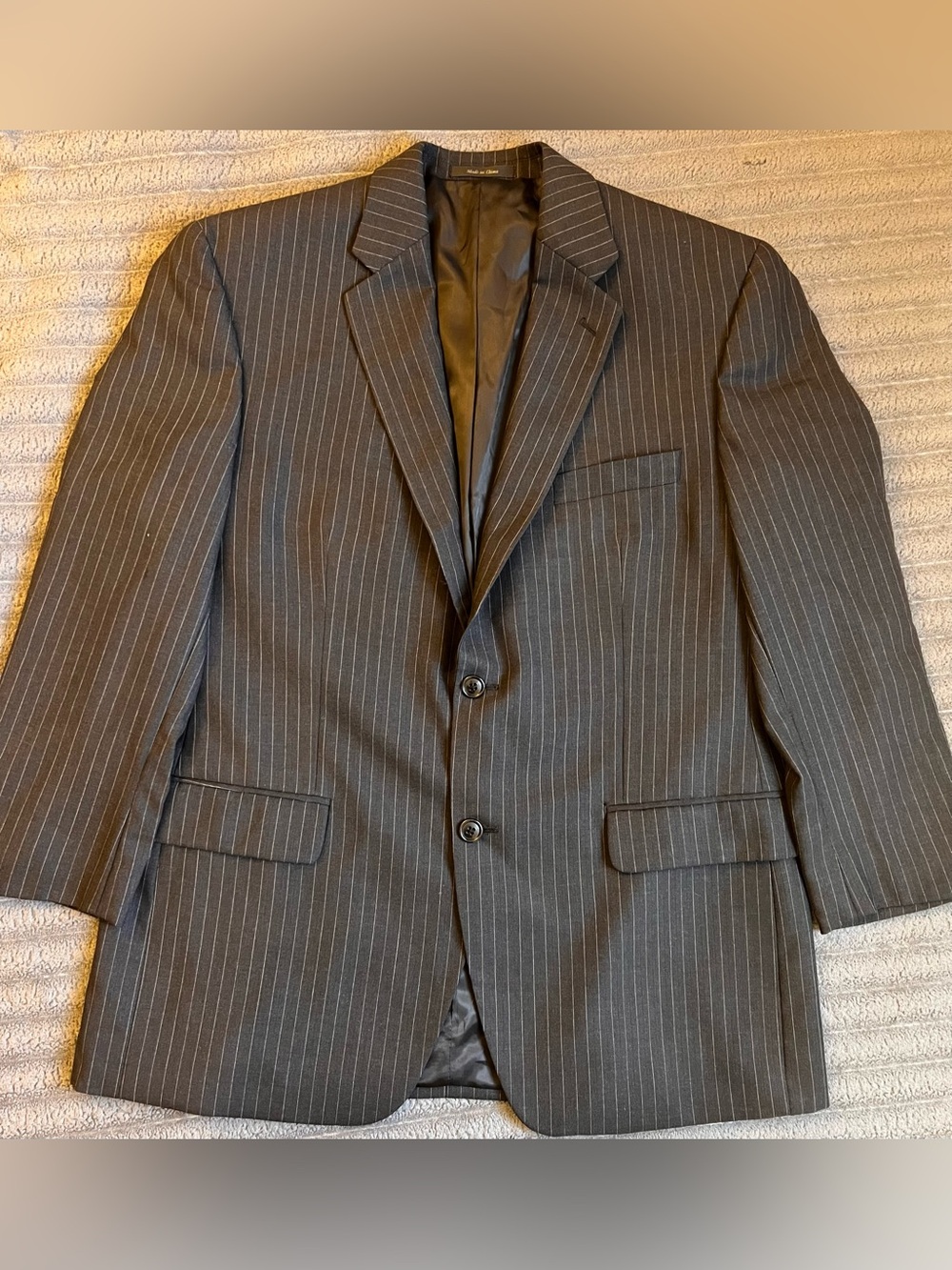 Calvin Klein 42R Men's Charcoal Black Pinstripe Blazer